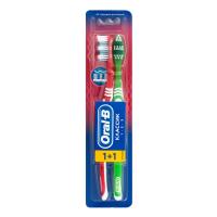 Oral-B Зубная щетка Классик средняя 2 шт